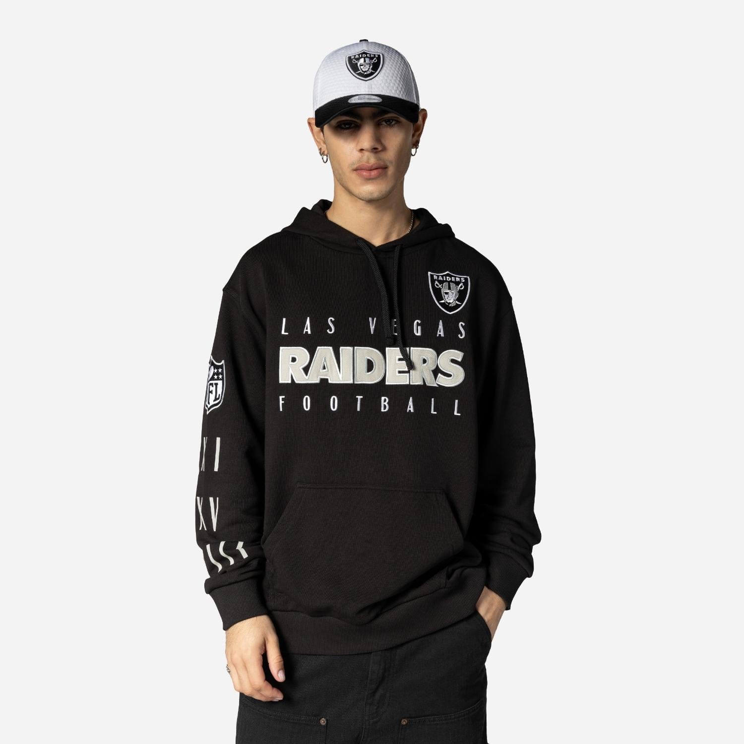 Las Vegas Raiders NFL Patch New Era Hoodie Schwarz - STADIUMDREAMS