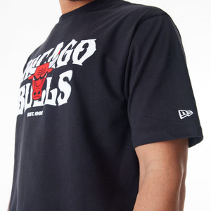 NBA CF GRPHC OS TEE CHIBUL  BLKWHI - STADIUMDREAMS