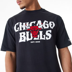 NBA CF GRPHC OS TEE CHIBUL  BLKWHI - STADIUMDREAMS