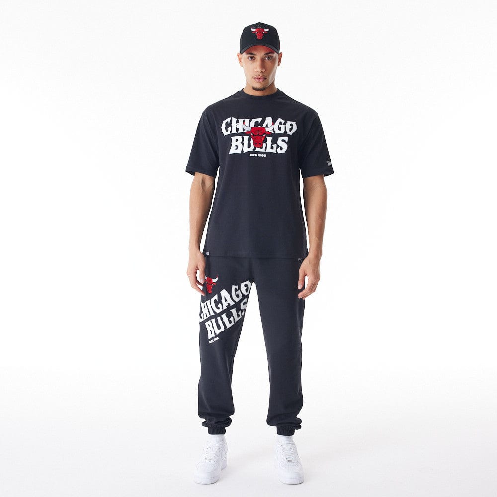 NBA CF GRPHC OS TEE CHIBUL  BLKWHI - STADIUMDREAMS