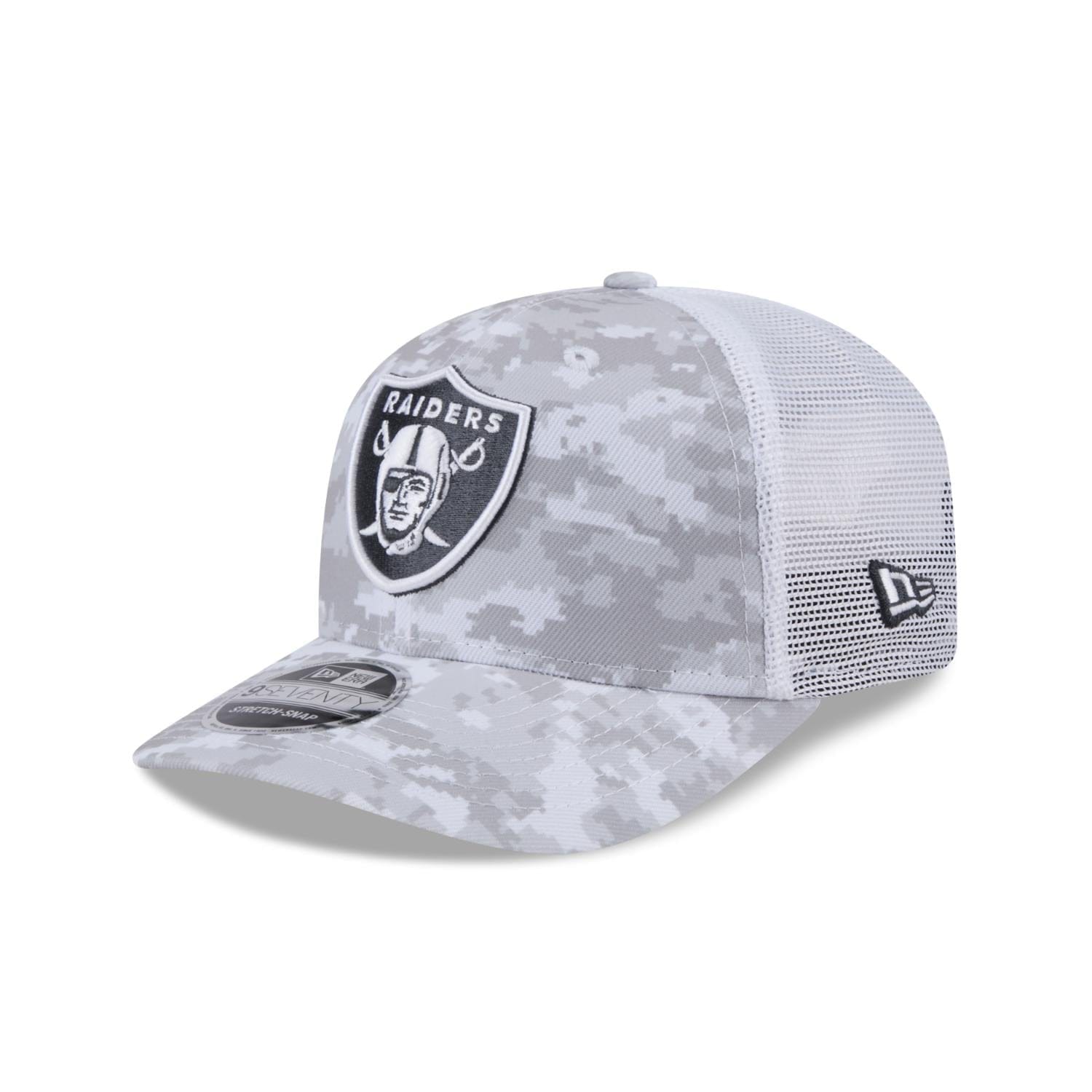 Las Vegas Raiders 2024 NFL Salute to Service New Era Stretch Snap 9SEVENTY Trucker Cap Weiß - STADIUMDREAMS