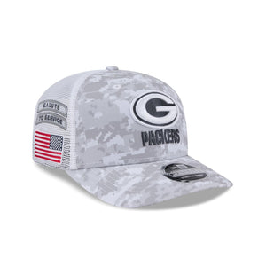 Green Bay Packers 2024 NFL Salute to Service New Era Stretch Snap 9SEVENTY Trucker Cap Weiß - STADIUMDREAMS