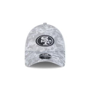 San Francisco 49ers 2024 NFL Salute to Service New Era 9FORTY Cap Weiß - STADIUMDREAMS