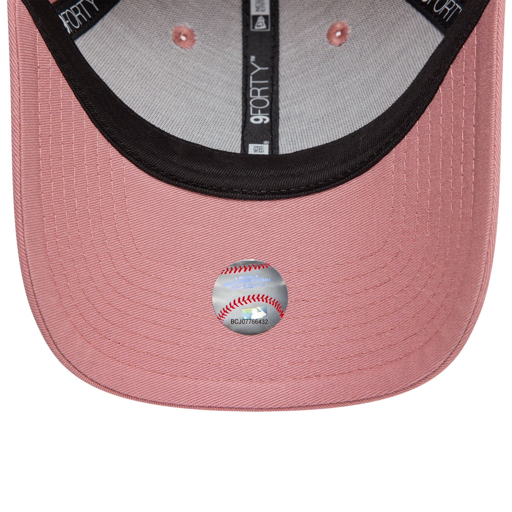 New York Yankees New Era League Essential 9FORTY MLB Cap Pastellrosa - STADIUMDREAMS