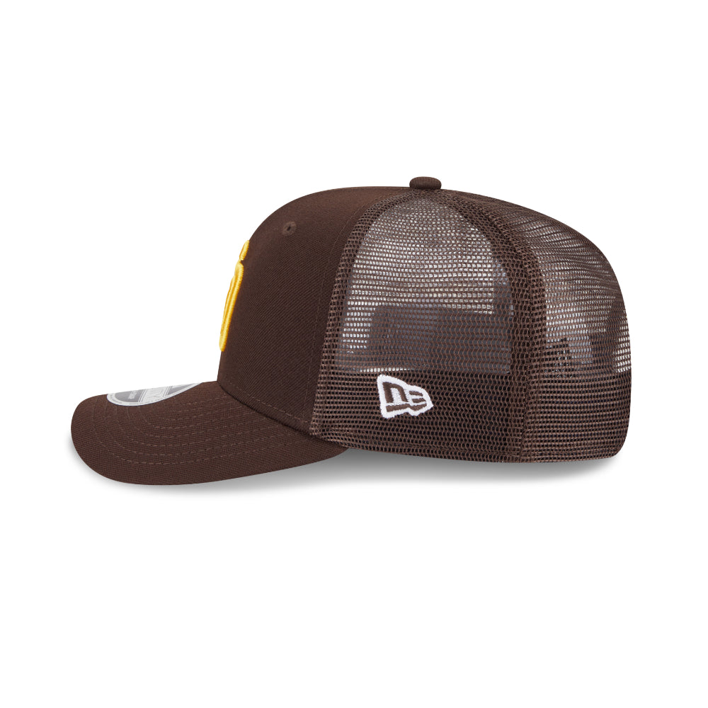 San Diego Padres New Era 9SEVENTY Stretch-Snap MLB-Truckerkappe in Braun, Seitenansicht