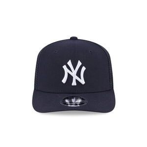 New Era New York Yankees 9SEVENTY Stretch Snap MLB Trucker Cap in Blau、】【