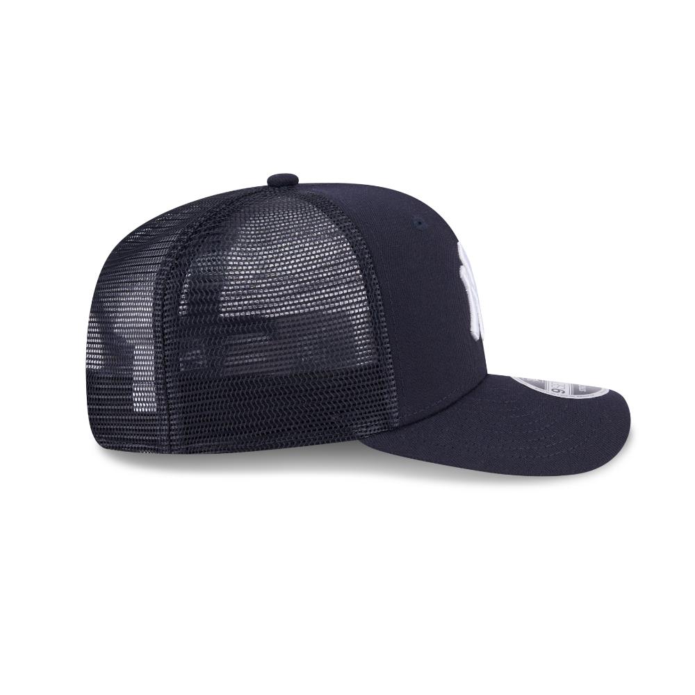 New York Yankees New Era 9SEVENTY Stretch Snap MLB Trucker Cap Navy Blau - STADIUMDREAMS