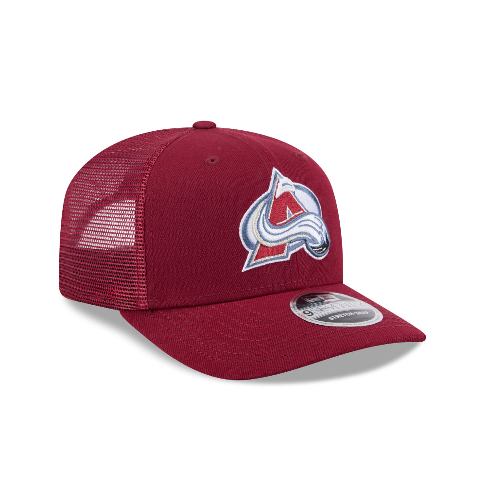 Colorado Avalanche NEW ERA 9SEVENTY Stretch-Snap NHL Trucker Cap in Rot, Vorderansicht