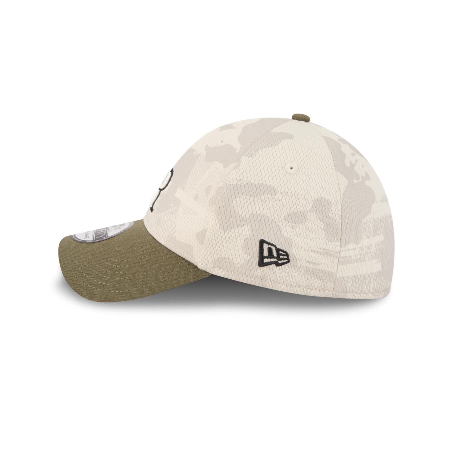 Colorado Rockies 2025 MLB Armed Forces New Era 39THIRTY Flex Cap Beige