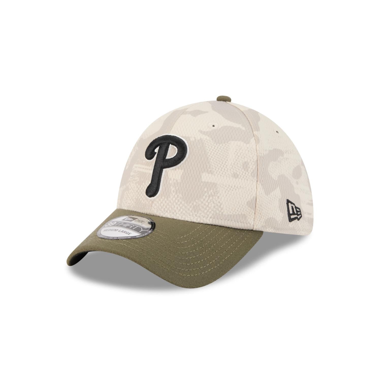 Philadelphia Phillies 2025 MLB Armed Forces New Era 39THIRTY Flex Cap Beige
