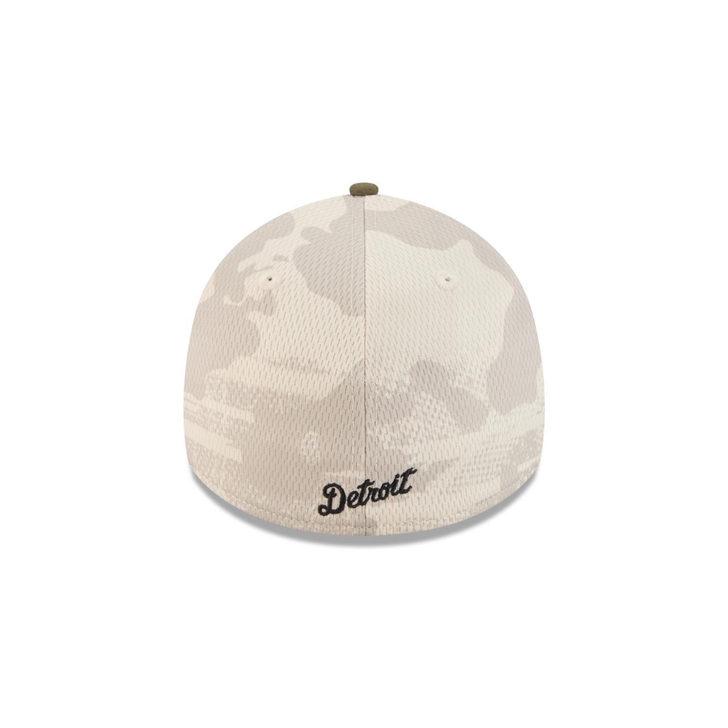 Detroit Tigers 2025 MLB Armed Forces New Era 39THIRTY Flex Cap Beige