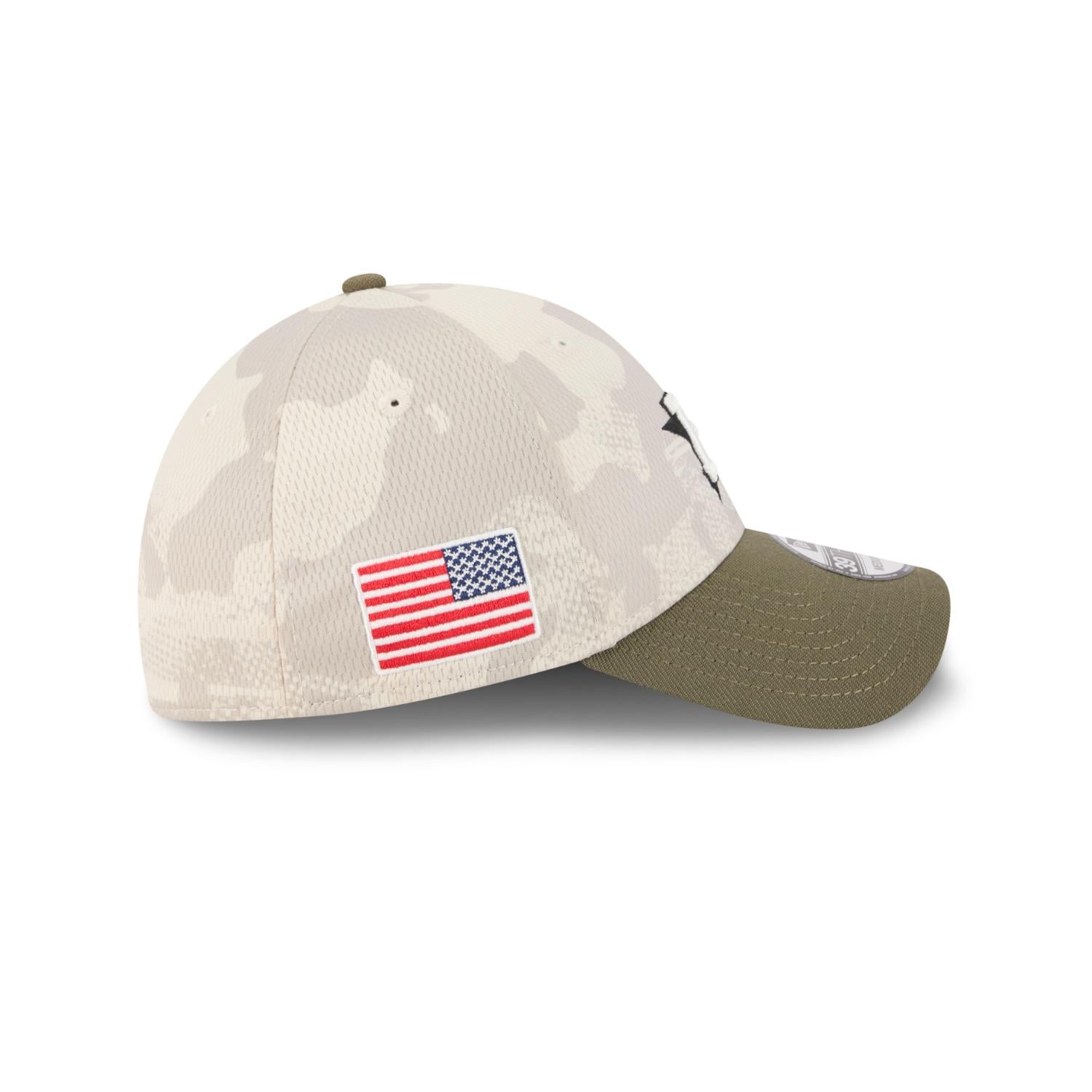 Houston Astros 2025 MLB Armed Forces New Era 39THIRTY Flex Cap Beige