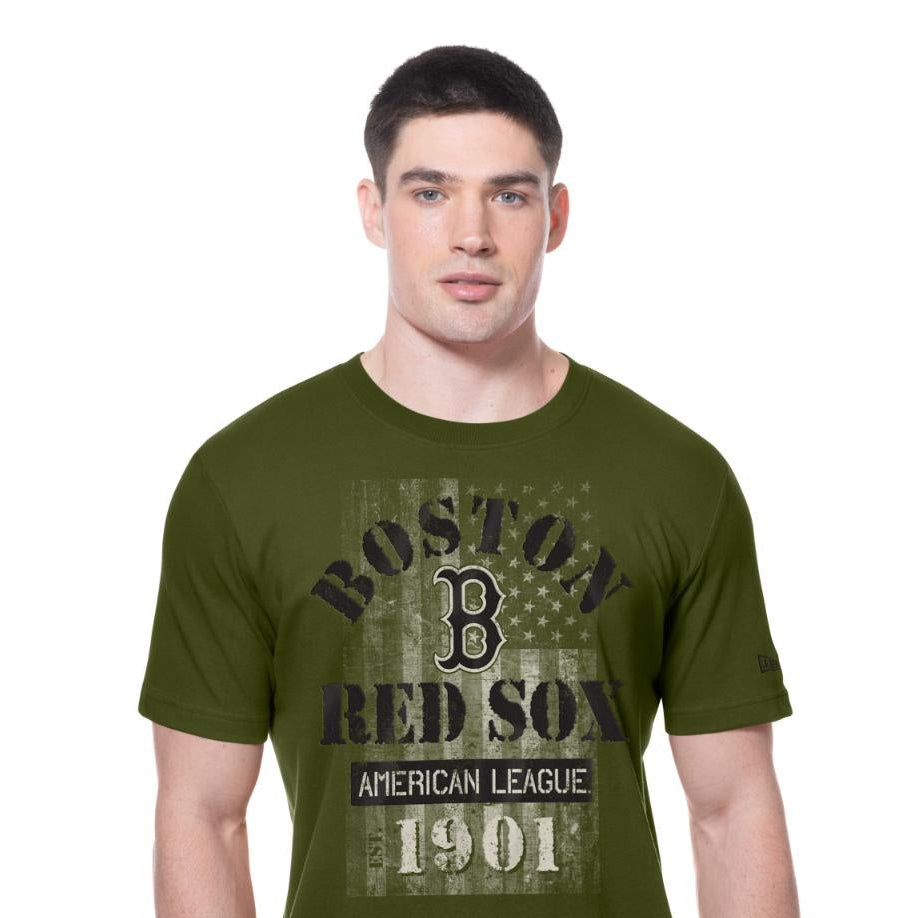 Boston Red Sox New Era MLB 2025 Armed Forces T-Shirt Olivegrün