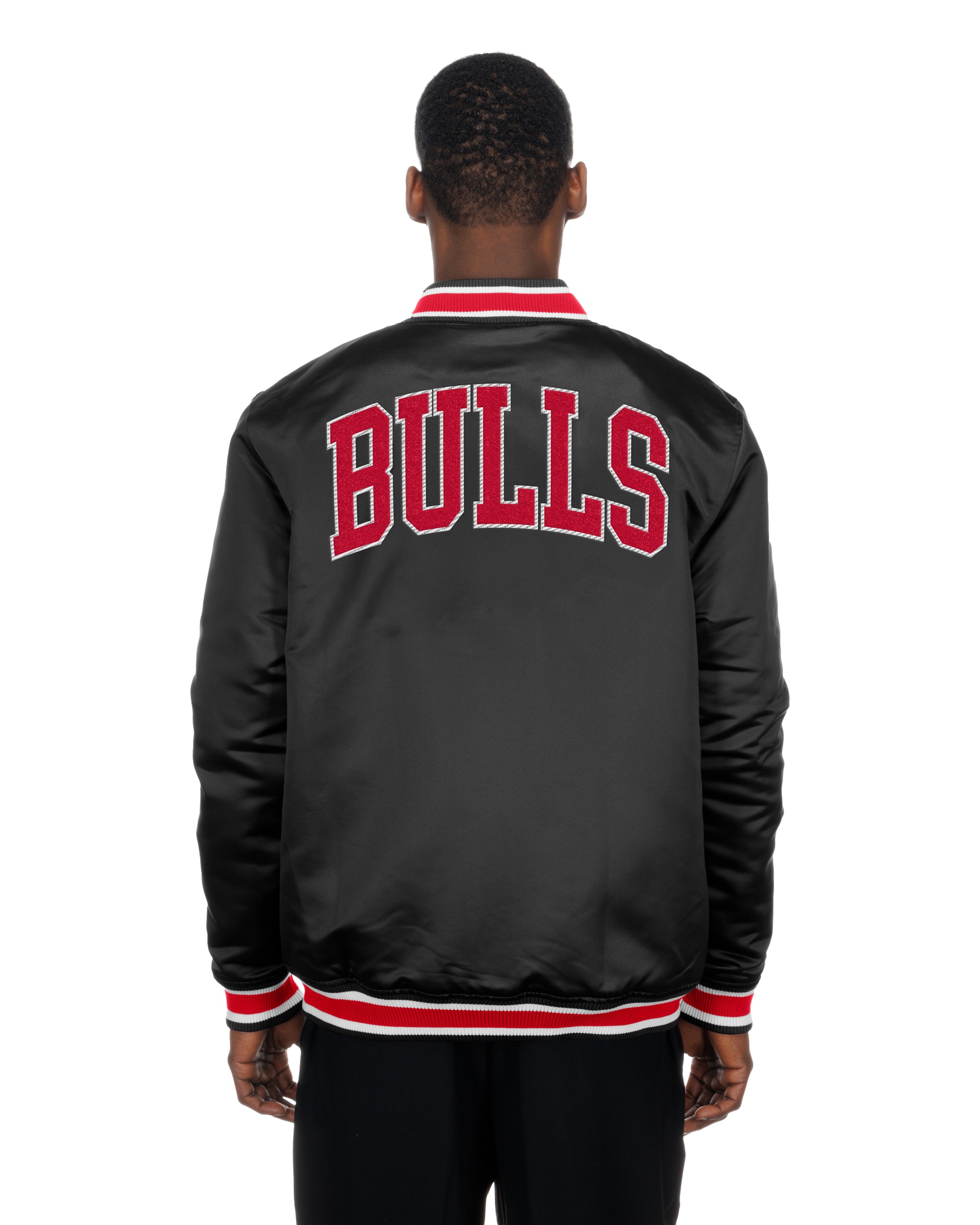 Chicago Bulls New Era USA EDITION Stitched Satin NBA Jacke Schwarz