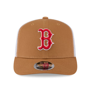 Neue Era Boston Red Sox 9SEVENTY Stretch-Snap Trucker Cap in Beige, mit MLB-Logo und Mesh-Back, für sportlichen Stil.