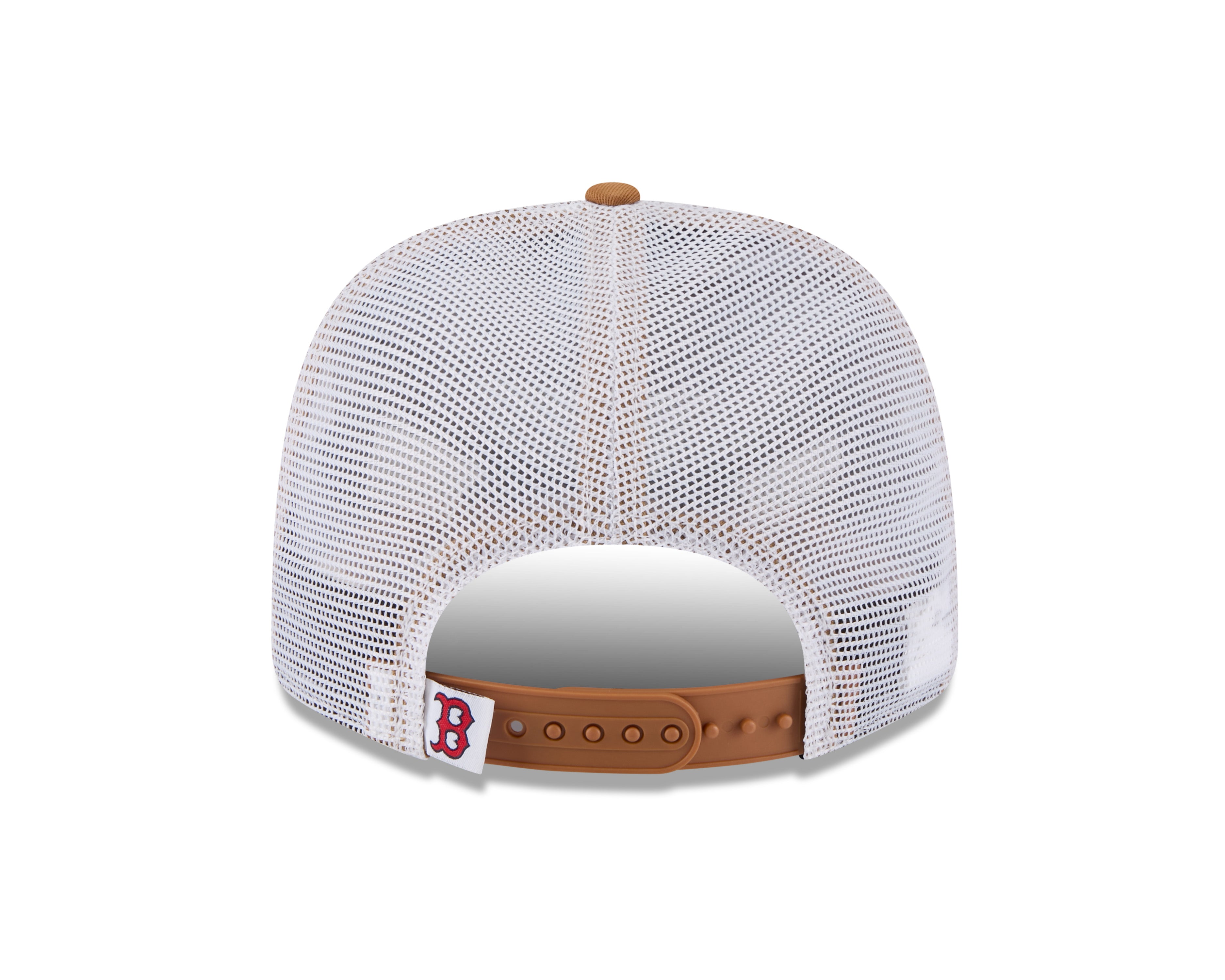 Neue Era Boston Red Sox 9SEVENTY Trucker Cap in Beige mit Stretch-Snap-Verschluss, sichtbare Cap-Front und Seitenteile