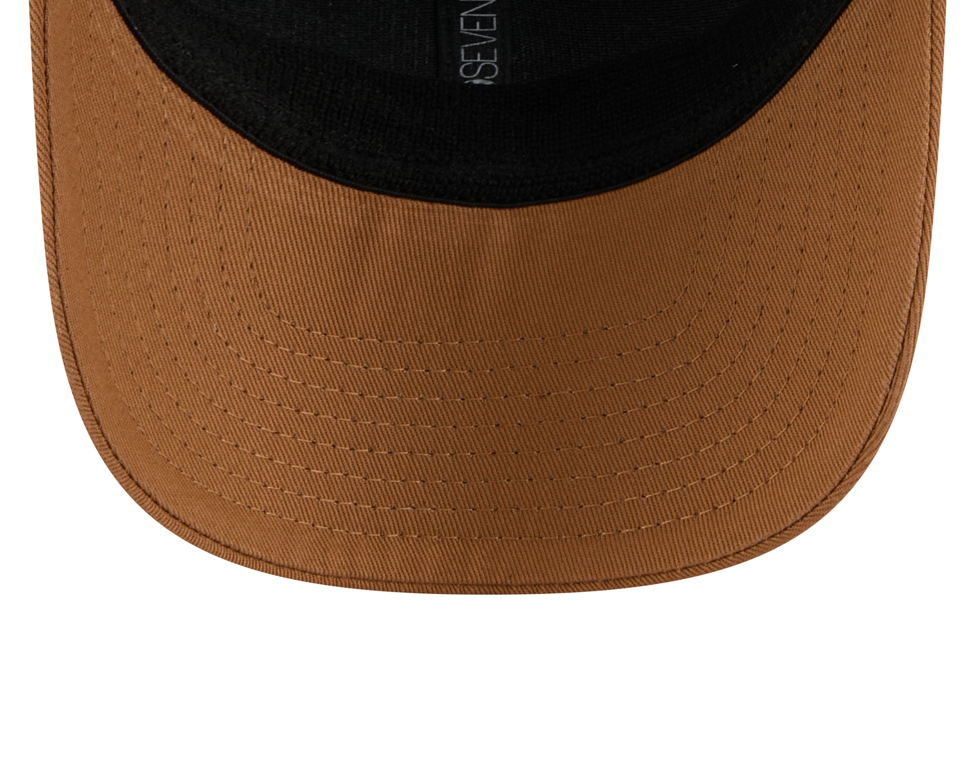 Beige New Era 9SEVENTY Trucker Cap mit Boston Red Sox Logo, Mesh-Design und Stretch-Snap-Verschluss, MLB Baseball Cap