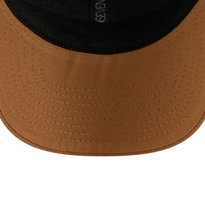 Beige New Era 9SEVENTY Trucker Cap mit Boston Red Sox Logo, Mesh-Design und Stretch-Snap-Verschluss, MLB Baseball Cap