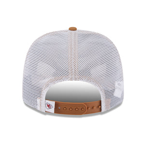 Beige New Era Kansas City Chiefs 9SEVENTY Trucker Cap mit Stretch-Snap-Verschluss, sportliches NFL-Cap für Fans