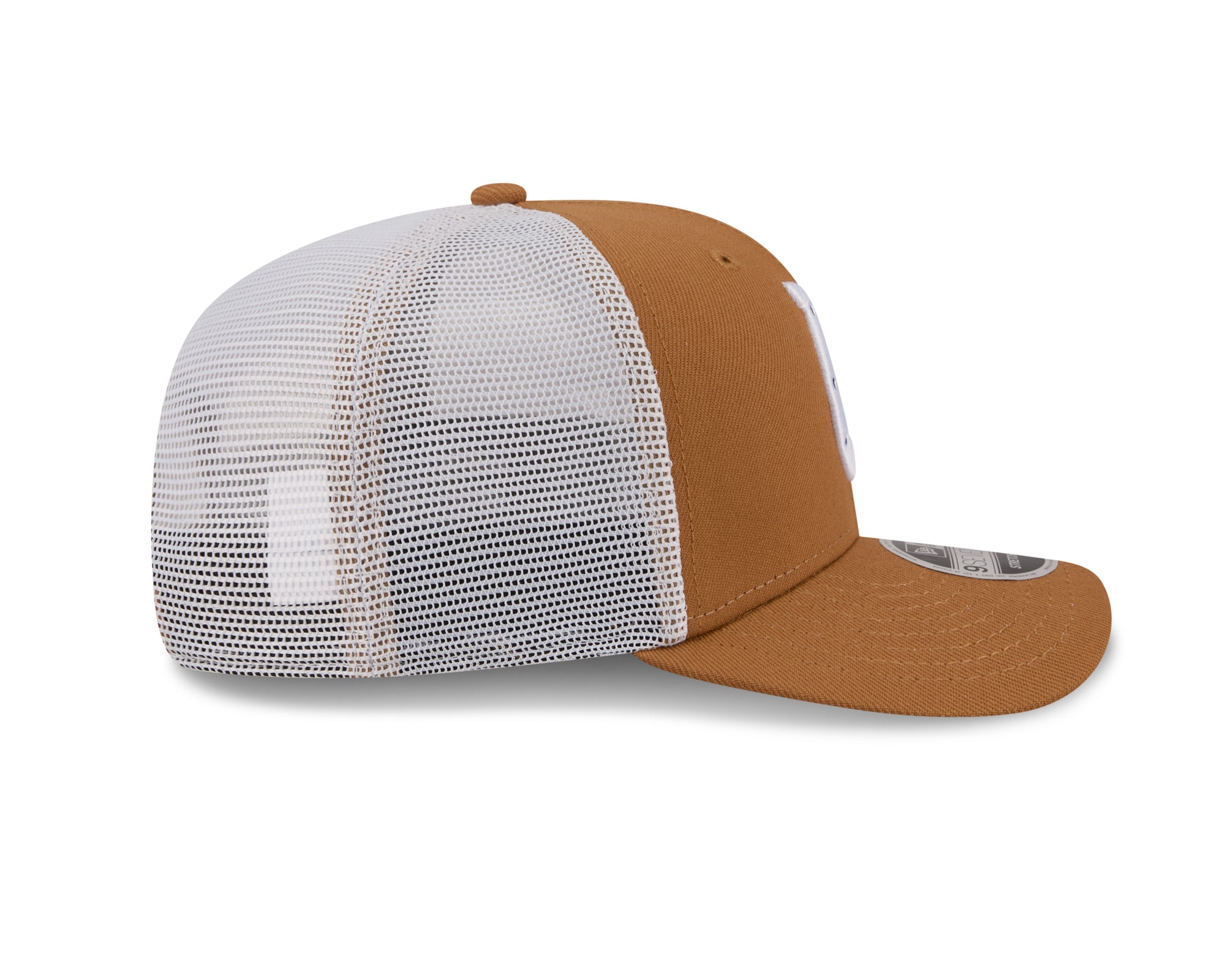 Neue Era Indianapolis Colts 9SEVENTY Cap, beige Trucker Cap mit Stretch-Snap-Verschluss und NFL-Logo, seitlicher Blick.