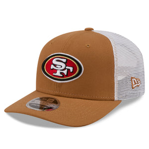 Beige New Era 49ers 9SEVENTY Trucker Cap mit Stretch-Snap-Verschluss und NFL-Logo, sportliches Cap-Design