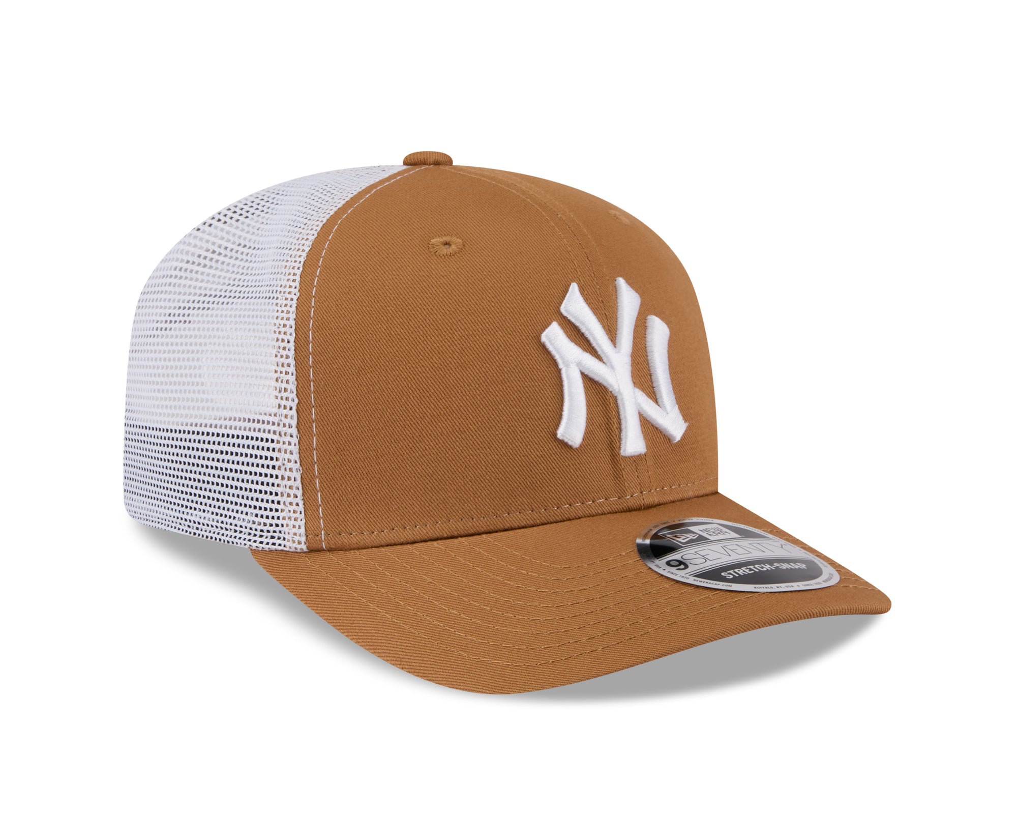 Beige New Era New York Yankees 9SEVENTY Stretch-Snap Trucker Cap, verstellbar mit Mesh-Rückseite und Yankees-Logo vorne