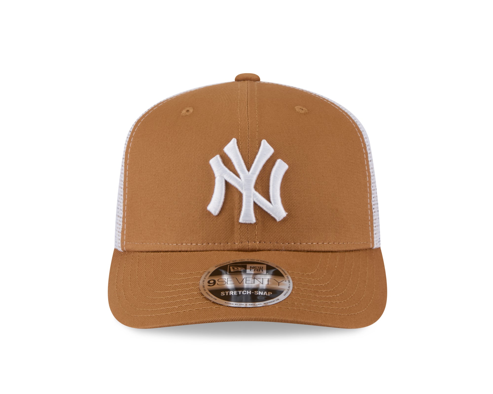 Neue York Yankees New Era 9SEVENTY Trucker Cap in Beige, Stretch-Snap, mit MLB-Logo, sichtbar im Bild