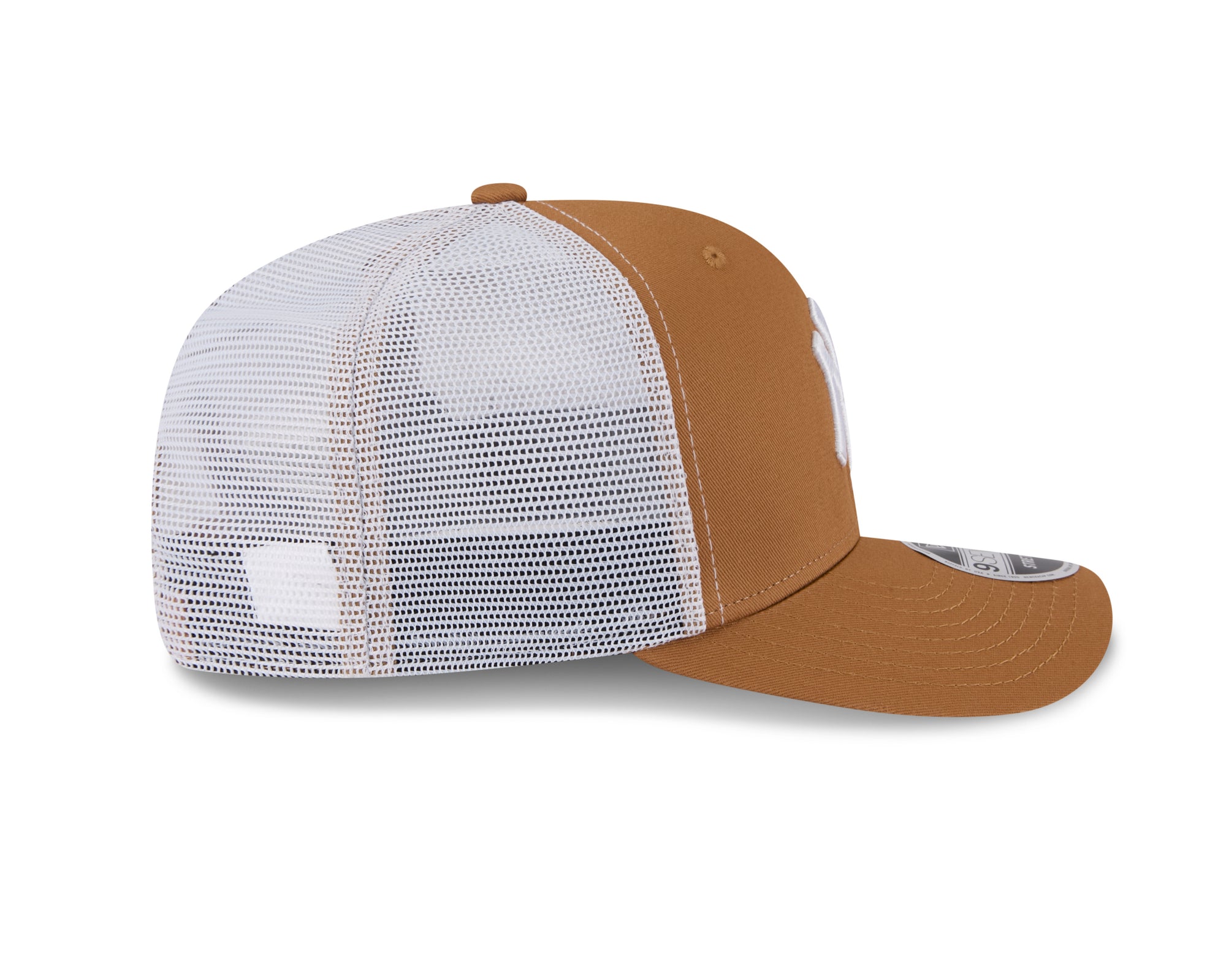 New York Yankees New Era 9SEVENTY Cap mit Stretch-Snap, beige, Trucker-Design, seitliche Ansicht, MLB-Baseballmütze