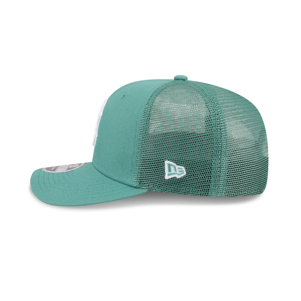 Boston Red Sox NEW ERA 9SEVENTY Stretch Snap MLB Trucker Cap in Blau, Seitenansicht