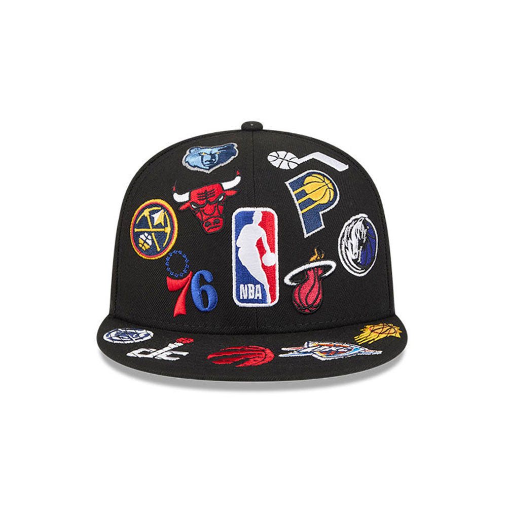 NBA Logo All Over Limited Edition New Era 59FIFTY Cap Schwarz - STADIUMDREAMS