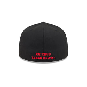 Chicago Blackhawks New Era 59FIFTY Fitted NHL Cap in Rot, mit strukturiertem Schirmmützendesign