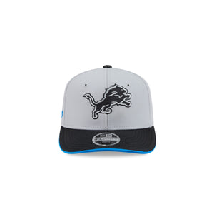Neue Era Detroit Lions NFL Rivalries Sideline 9SEVENTY Cap in Silber Grau, sportliches Cap mit NFL-Logo, für Fans und Sportbegeisterte