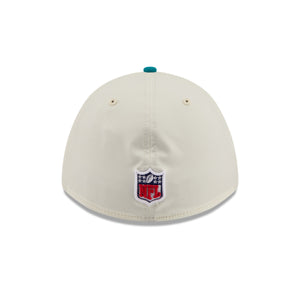 Beige New Era Jacksonville Jaguars 2026 NFL Rivalries 39THIRTY Flex Cap, sichtbare Caps mit Team-Logo und NFL-Design