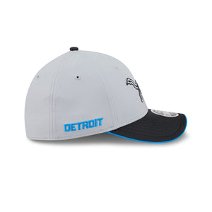 Neue Era Detroit Lions 2026 NFL Rivalries 39THIRTY Flex Cap in Silber Grau, sportliche Caps mit Team-Logo.