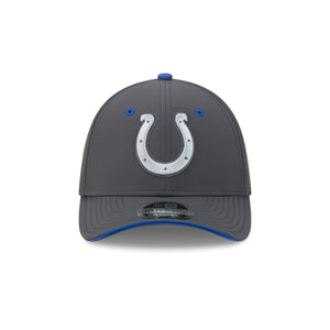 Neue Era Indianapolis Colts NFL Rivalries 39THIRTY Flex Cap in Grau, detailreiche Cap mit Teamlogo und sportlichem Design.