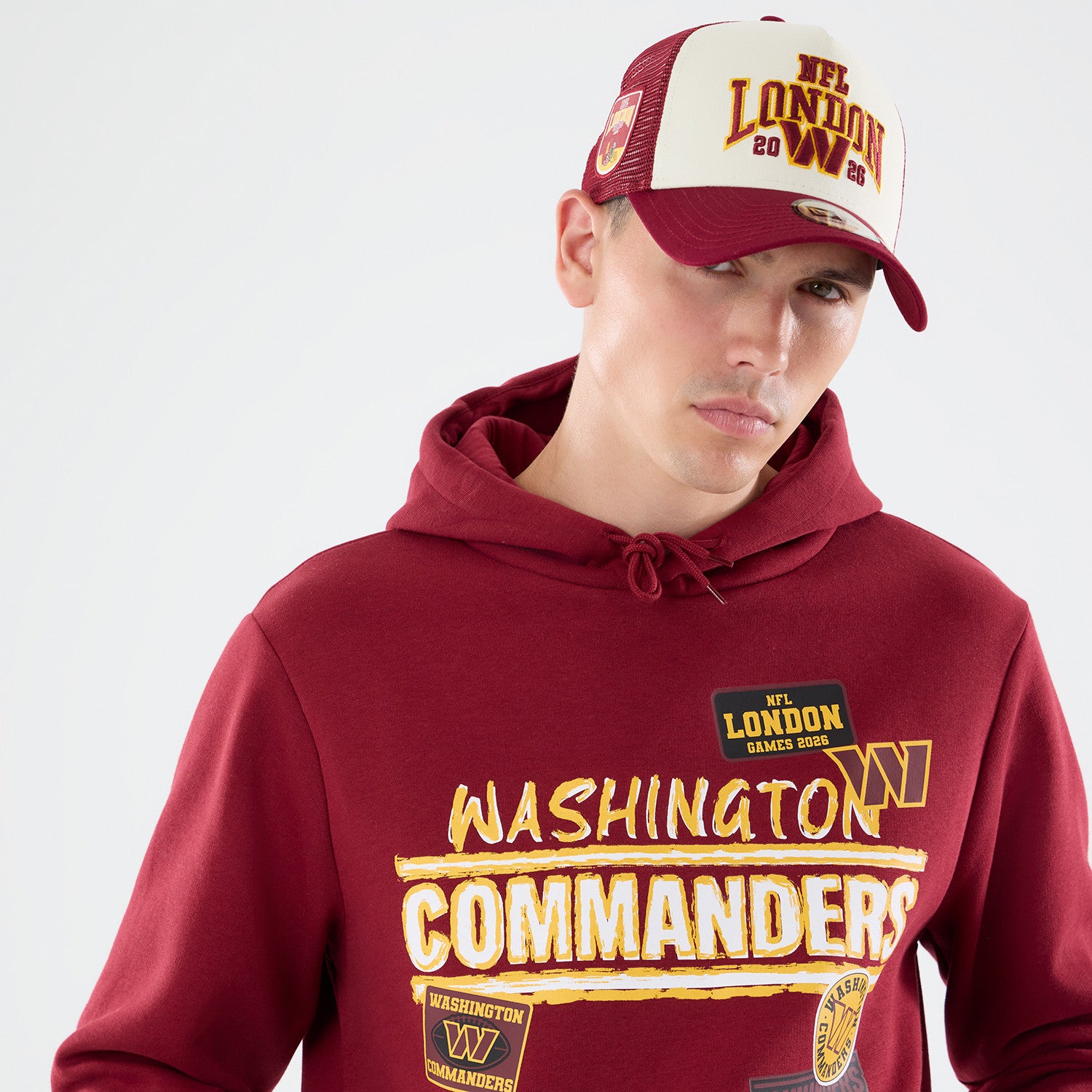 Washington Commanders New Era 2026 London Game Patches NFL Hoodie Rot