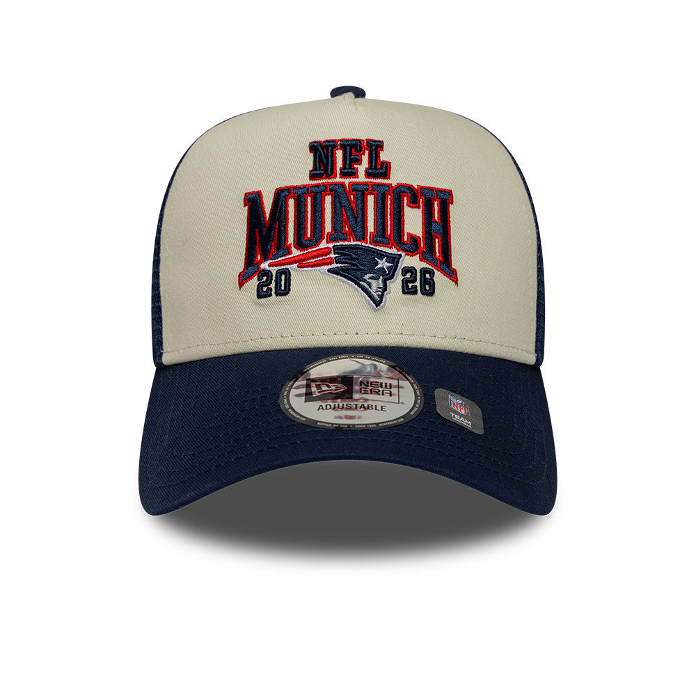 New England Patriots New Era 2026 München Game 9FORTY A-Frame Trucker NFL Cap Navy Blau
