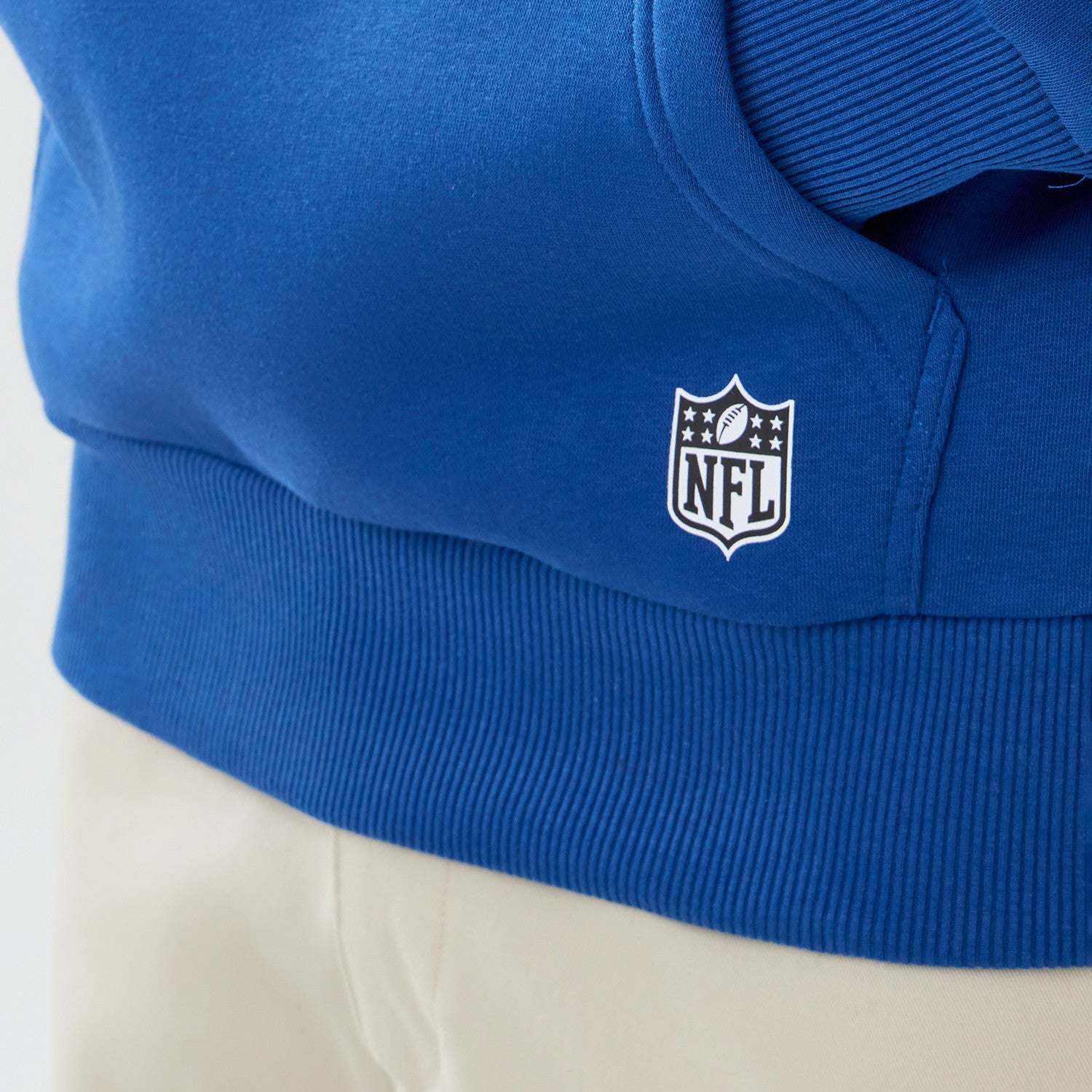 Indianapolis Colts New Era 2026 London Game Patches NFL Hoodie Blau