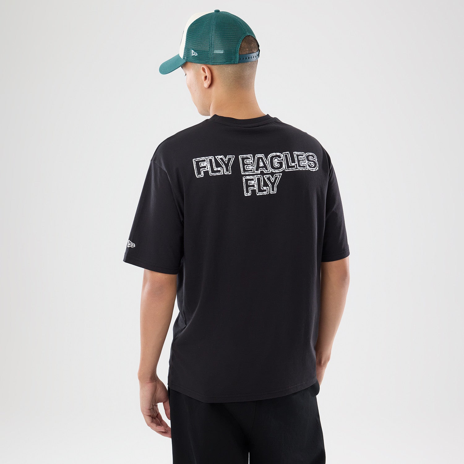 Philadelphia Eagles New Era 2026 London Game Backprint NFL T-Shirt Schwarz
