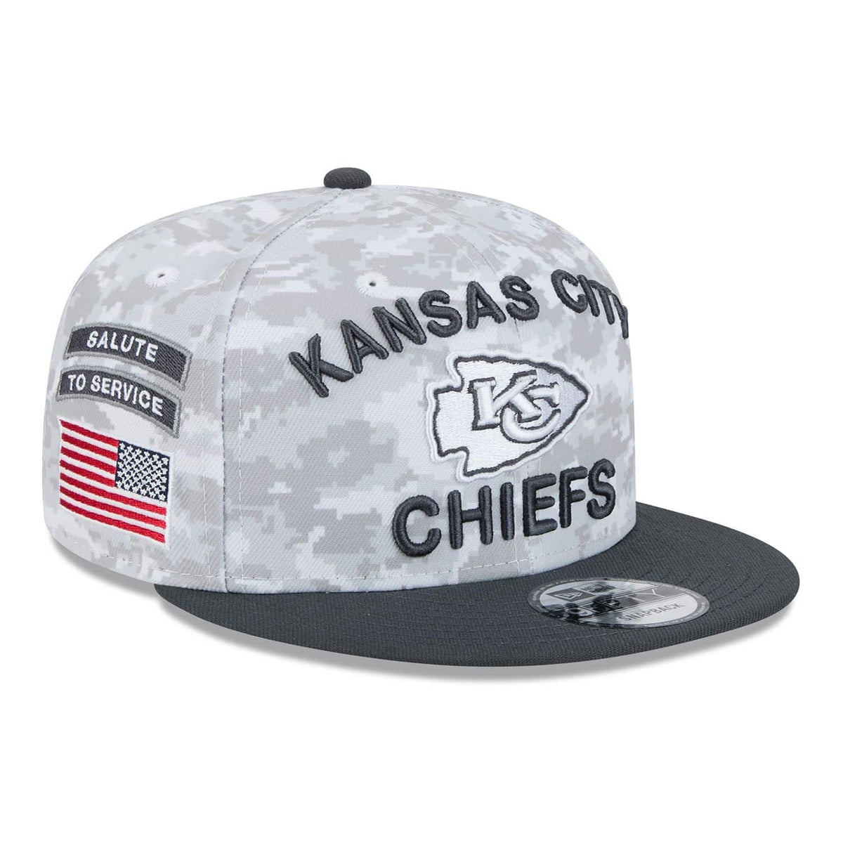 Kansas City Chiefs 2024 NFL Salute to Service New Era 9FIFTY Snapback Cap Weiß - STADIUMDREAMS