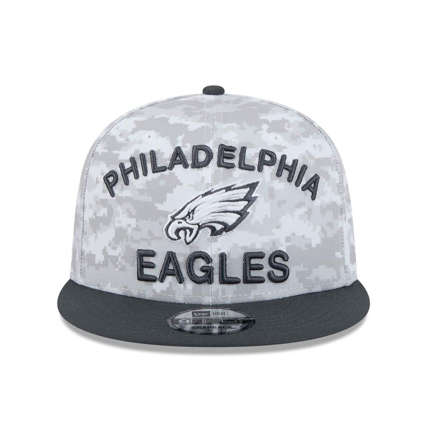 Philadelphia Eagles 2024 NFL Salute to Service New Era 9FIFTY Snapback Cap Weiß - STADIUMDREAMS