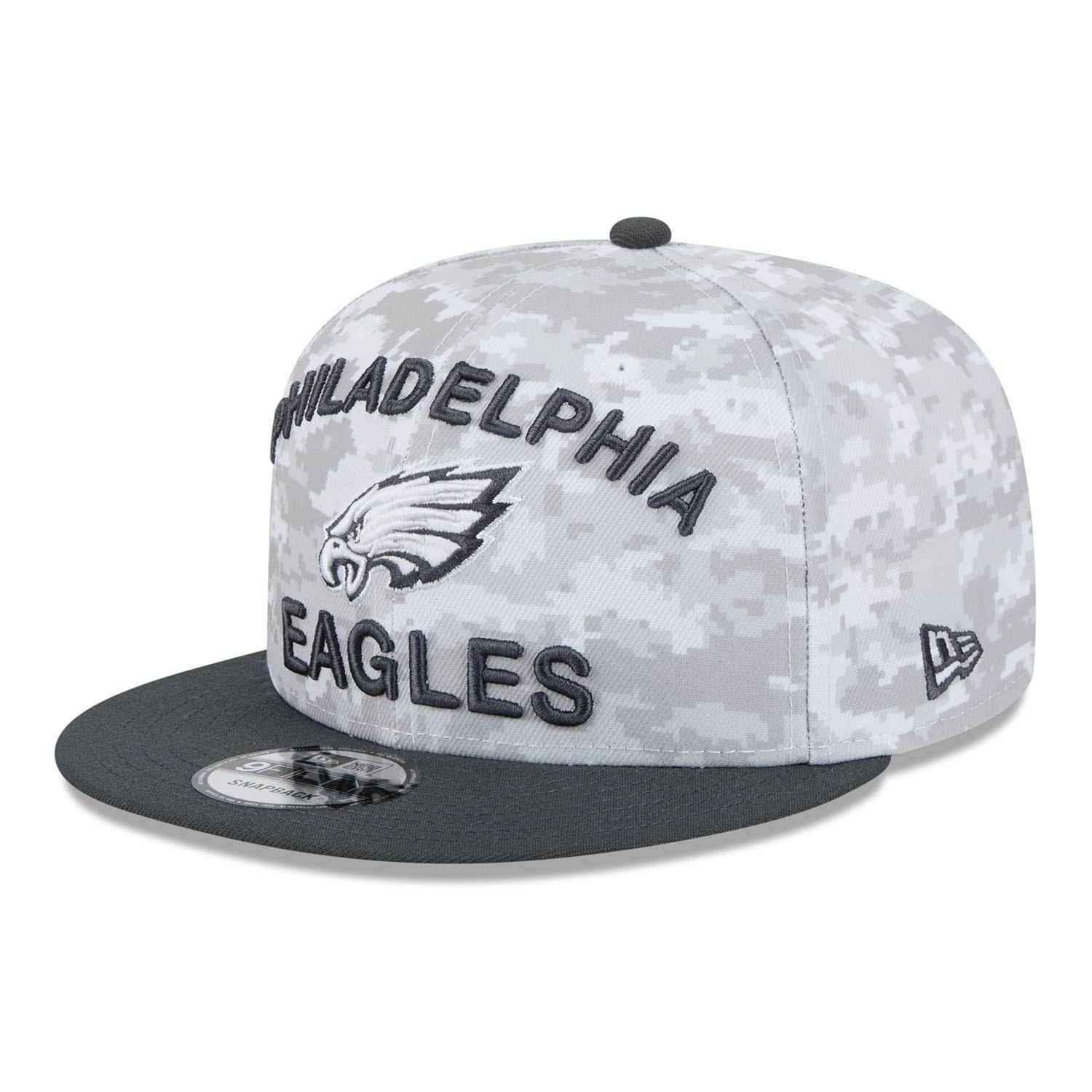 Philadelphia Eagles 2024 NFL Salute to Service New Era 9FIFTY Snapback Cap Weiß - STADIUMDREAMS