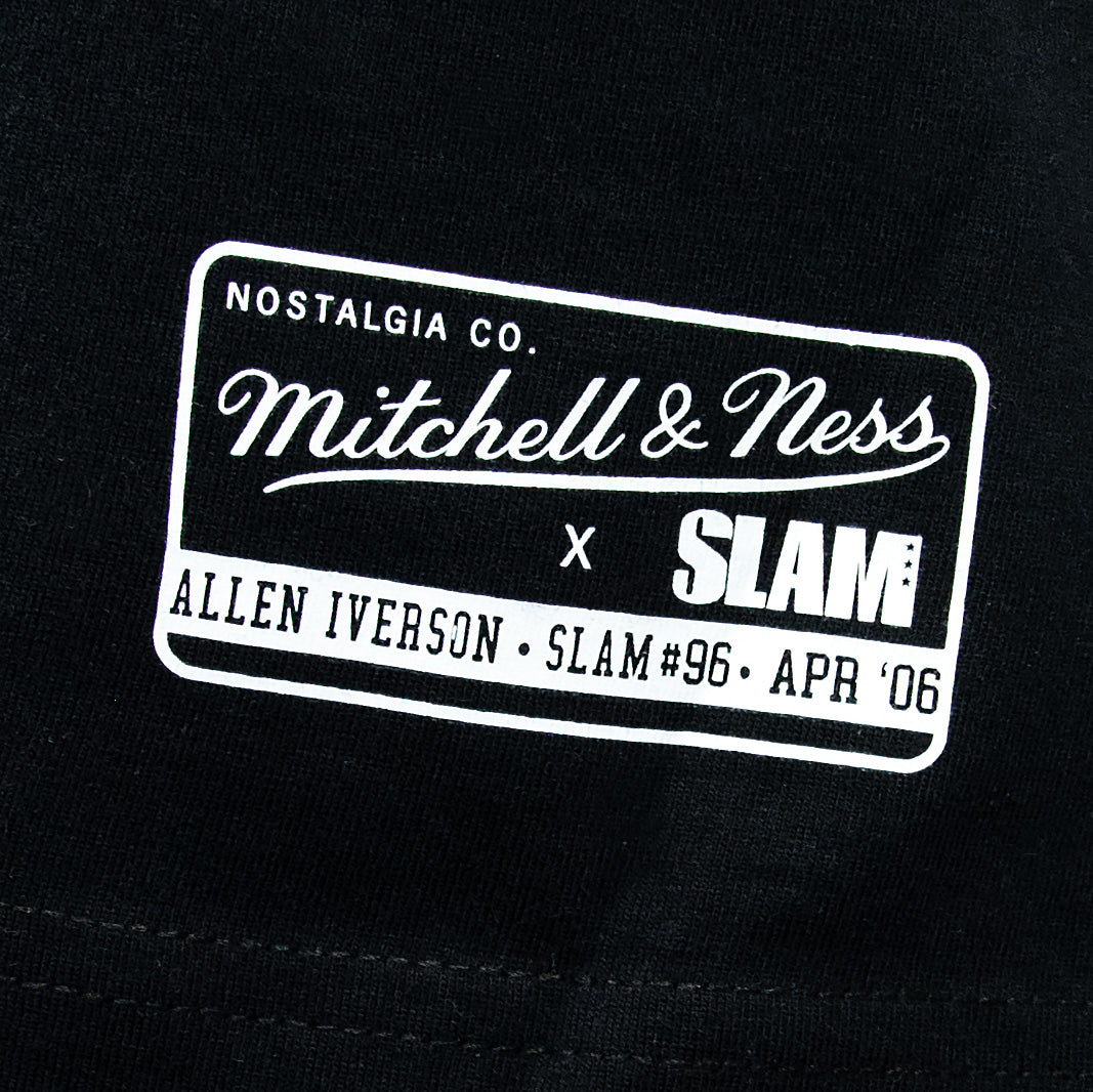 Allen Iverson Philadelphia 76ers Mitchell & Ness NBA Slam Cover T-Shirt Schwarz