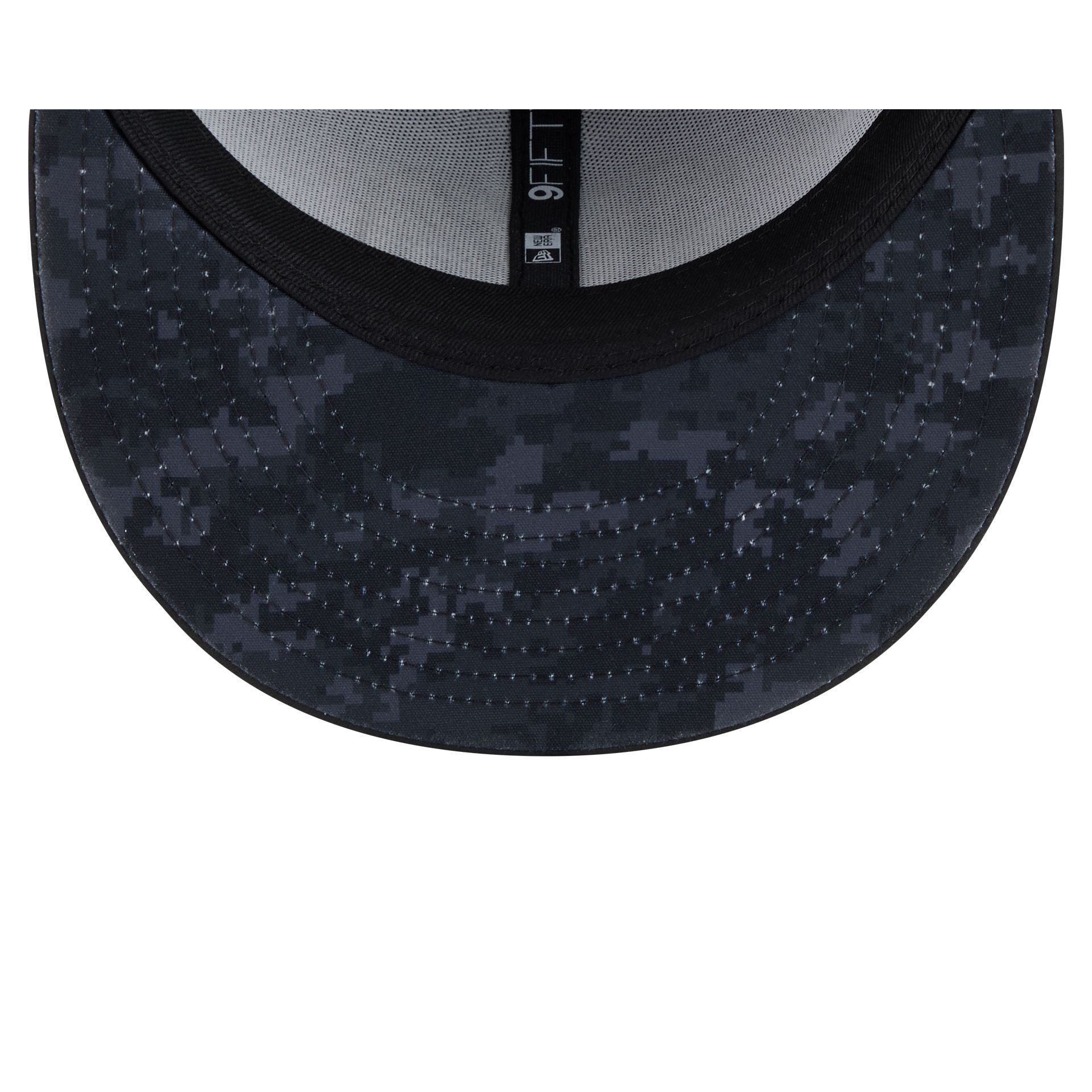 Cincinnati Bengals New Era 2026 NFL Salute to Service 9FIFTY Snapback Cap Camouflage Schwarz