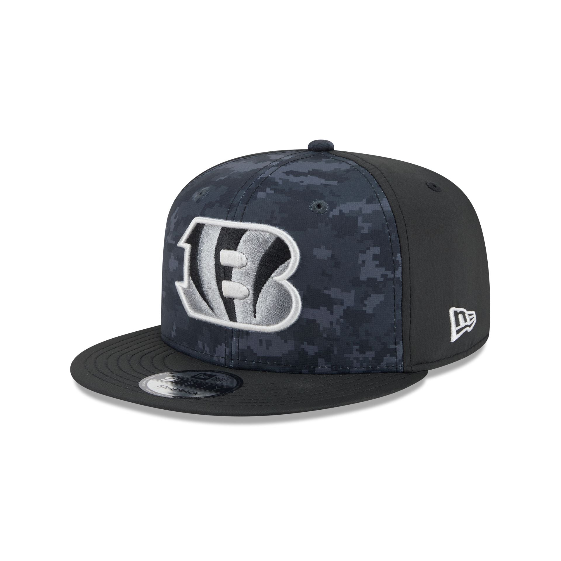 Cincinnati Bengals New Era 2026 NFL Salute to Service 9FIFTY Snapback Cap Camouflage Schwarz