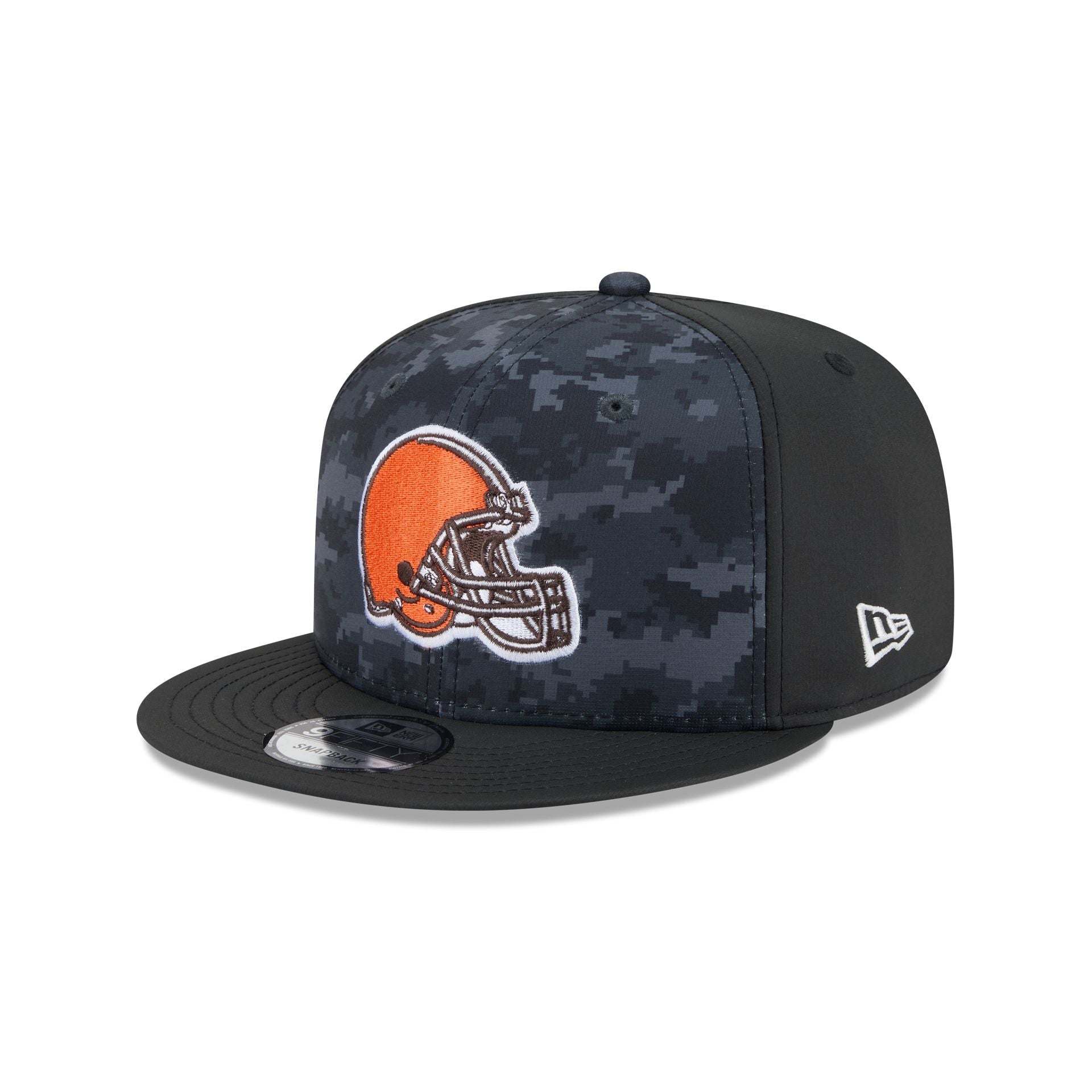 Cleveland Browns New Era 2026 NFL Salute to Service 9FIFTY Snapback Cap Camouflage Schwarz