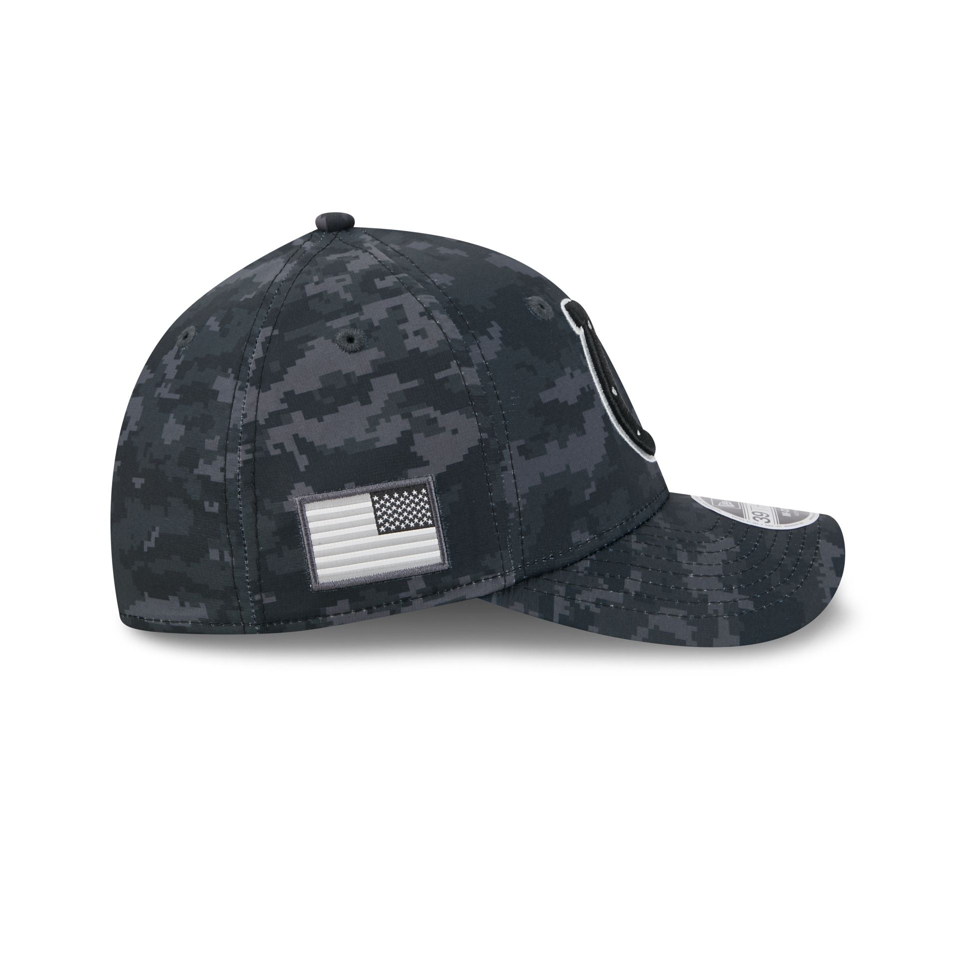 Indianapolis Colts New Era 2026 NFL Salute to Service 39THIRTY Flex Fit Cap Camouflage Schwarz