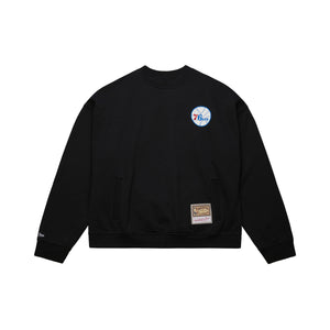 Philadelphia 76ers Mitchell & Ness Backprint Oversweep NBA Crewneck Pullover Schwarz - STADIUMDREAMS