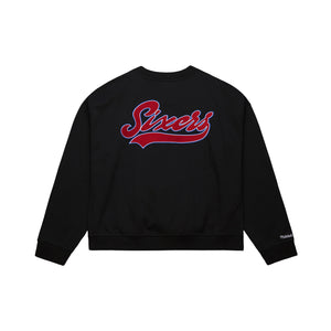 Philadelphia 76ers Mitchell & Ness Backprint Oversweep NBA Crewneck Pullover Schwarz - STADIUMDREAMS