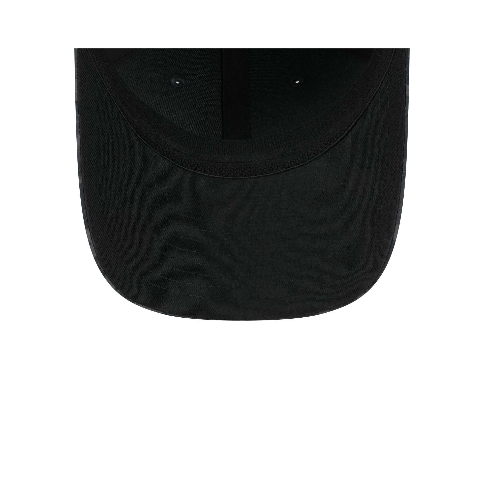 Atlanta Falcons New Era 2026 NFL Salute to Service 39THIRTY Flex Fit Cap Camouflage Schwarz